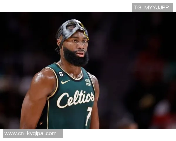 杰伦布朗首节狂砍16分8中7表现惊艳数据全面爆发引发热议 杰伦布朗首节狂砍16分8中7表现惊艳数据全面爆发引发热议