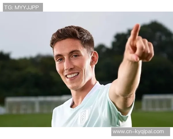 亨乔兹建议利物浦考虑免签哈里威尔逊重返球队的可能性 亨乔兹建议利物浦考虑免签哈里威尔逊重返球队的可能性